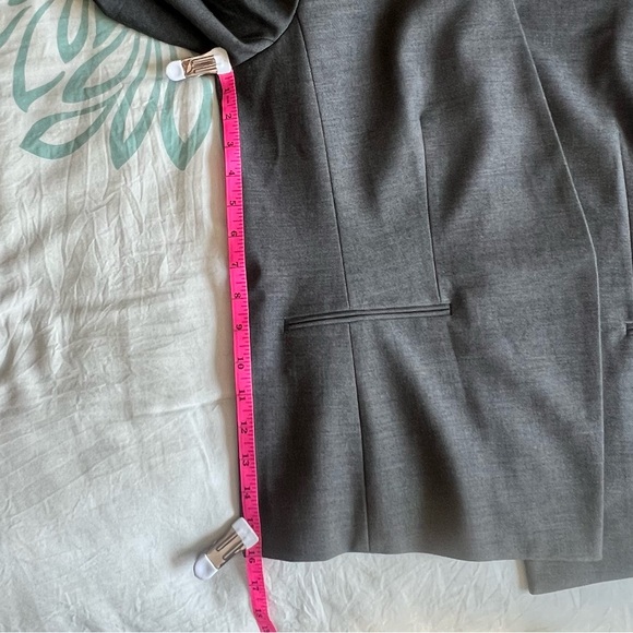 Women's Gray Blazer, Size 12 - Picture 8 of 15